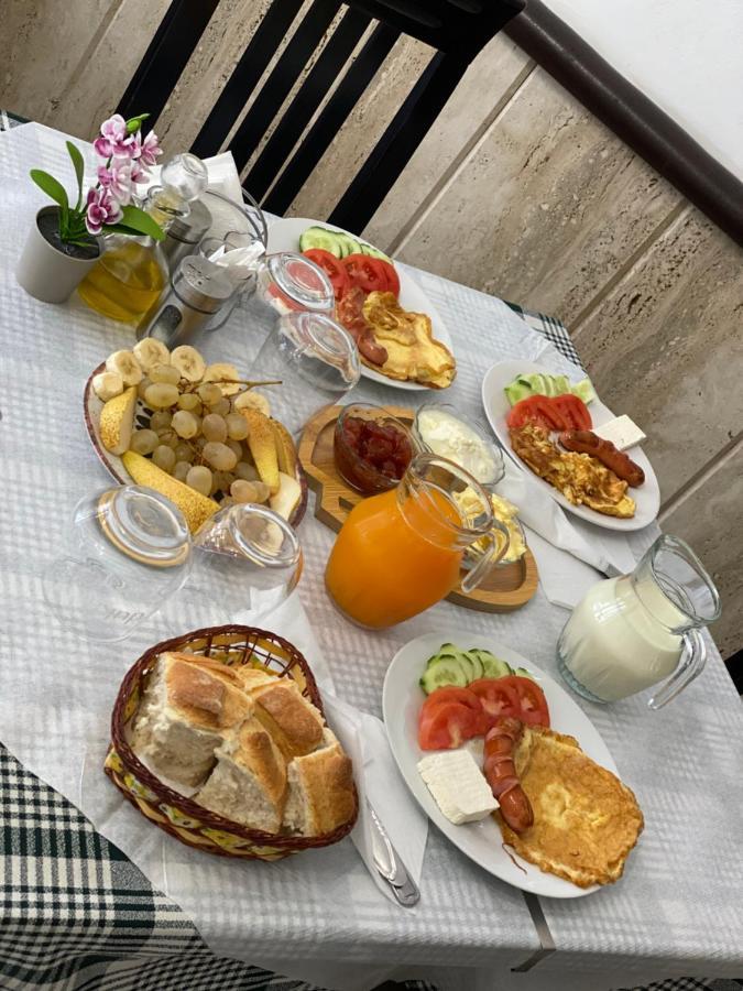 Cuci B&B Berat Exteriör bild