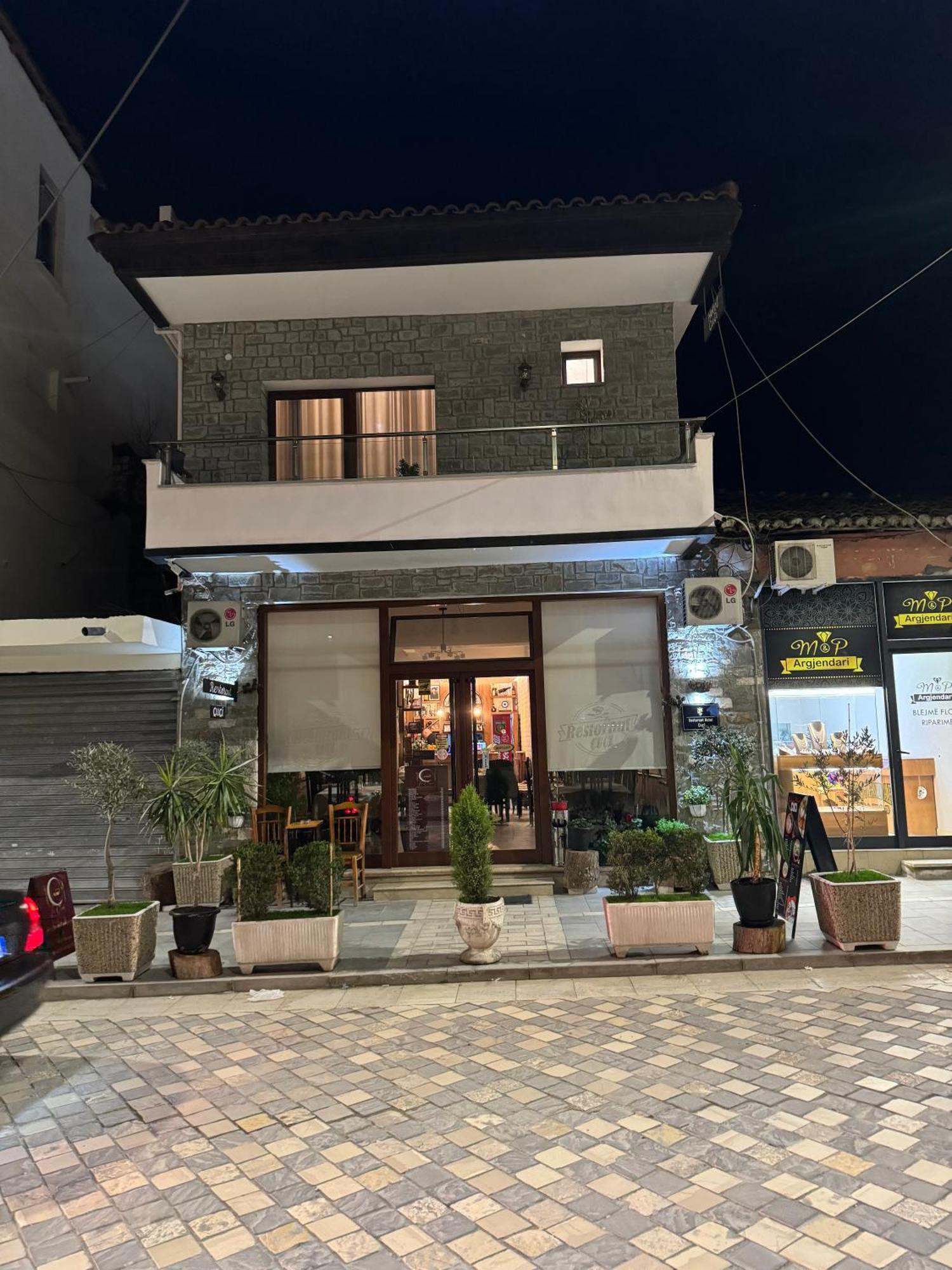 Cuci B&B Berat Exteriör bild