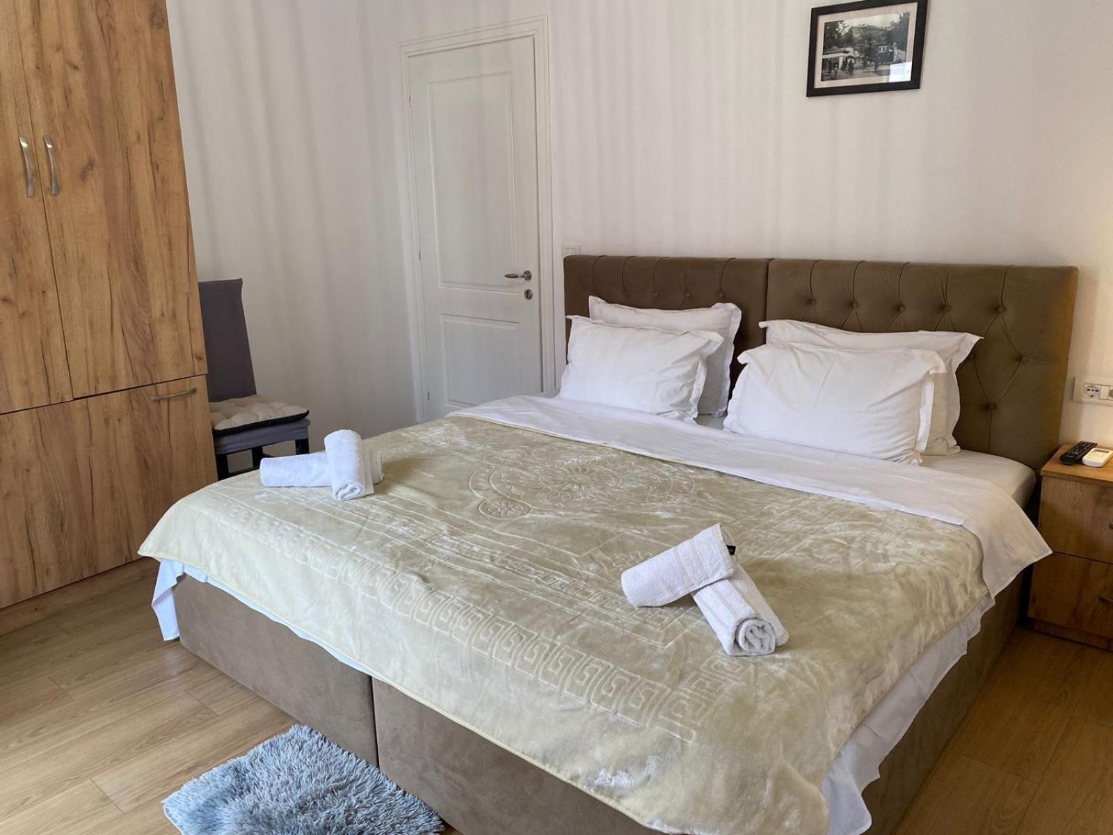 Cuci B&B Berat Exteriör bild